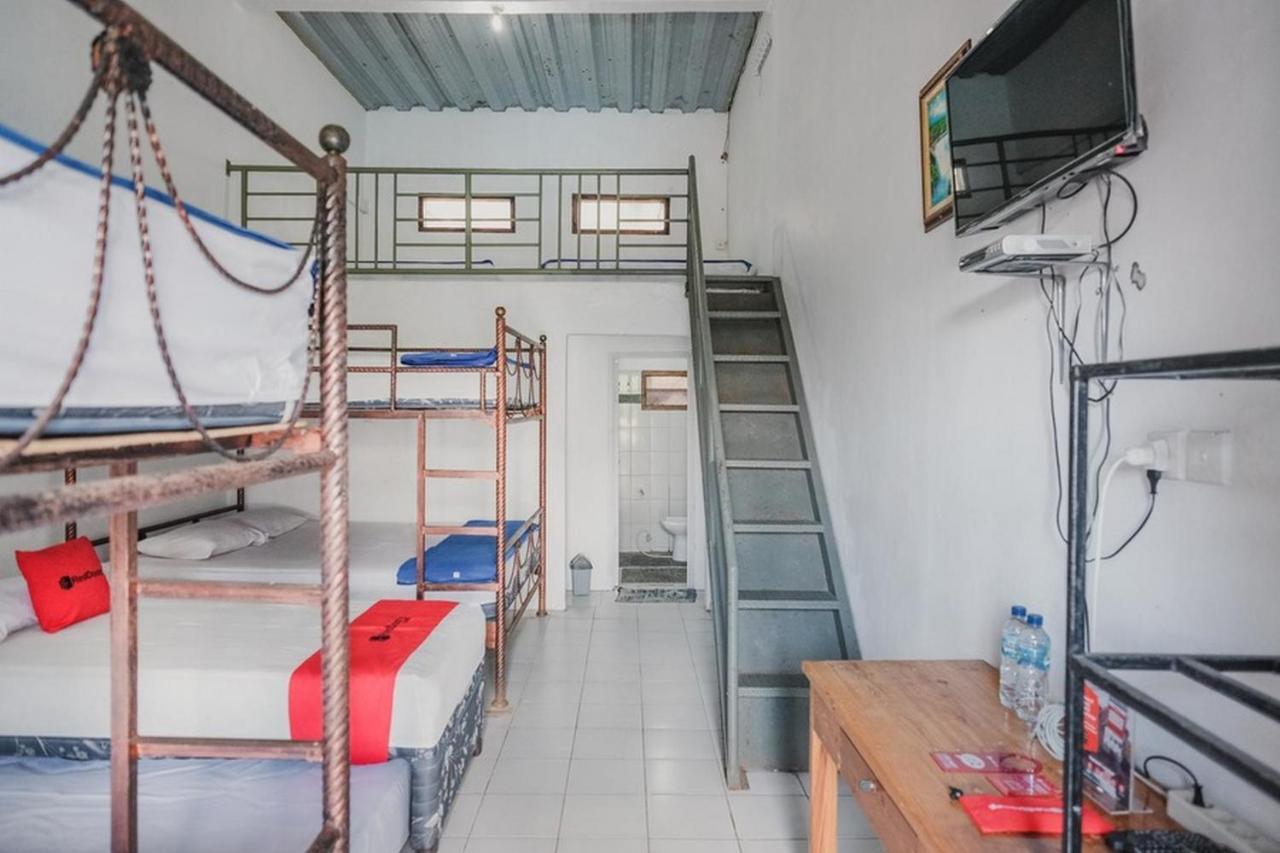 Reddoorz Near Pantai Florida Anyer Ξενοδοχείο Serang Εξωτερικό φωτογραφία