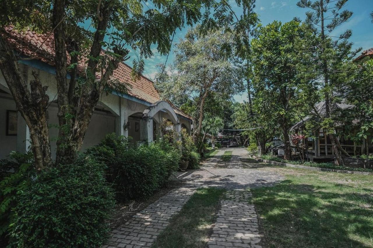 Reddoorz Near Pantai Florida Anyer Ξενοδοχείο Serang Εξωτερικό φωτογραφία