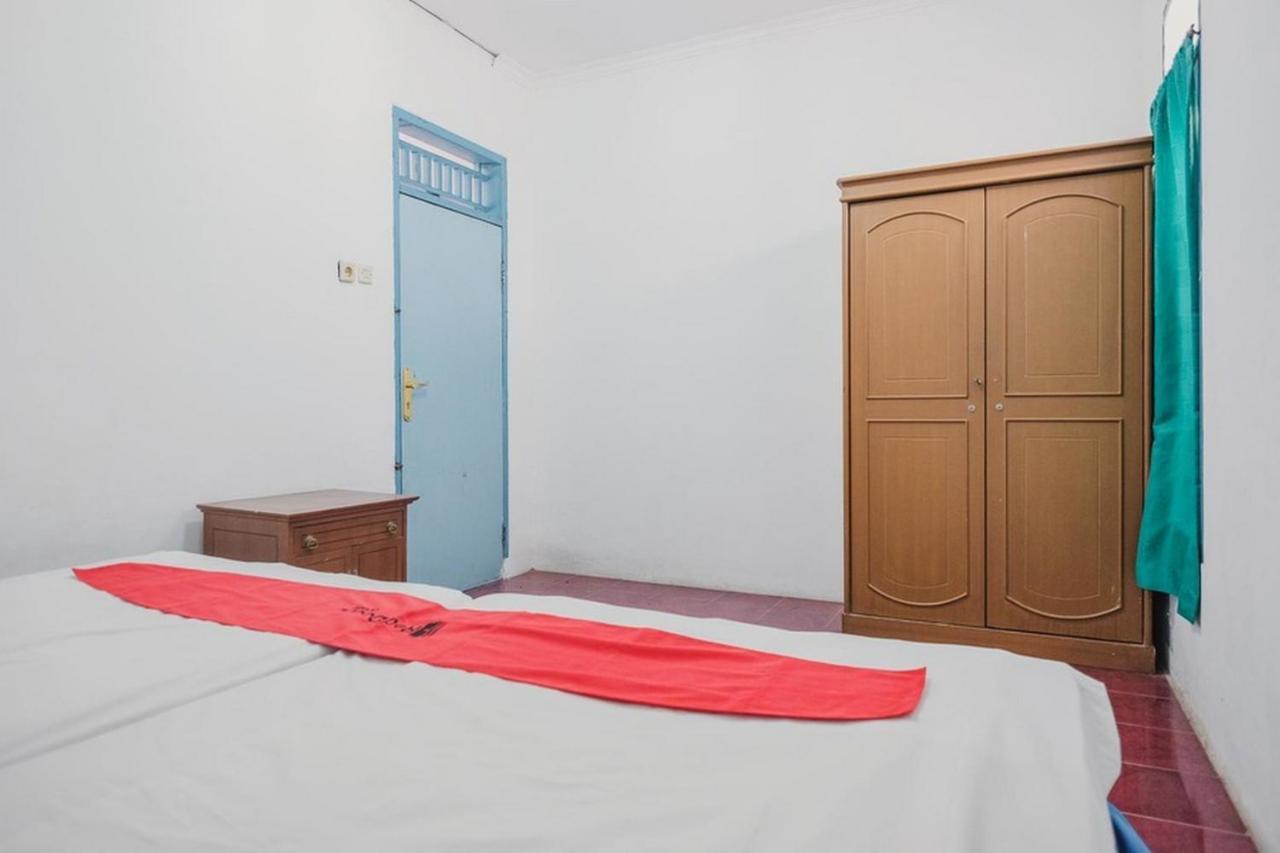 Reddoorz Near Pantai Florida Anyer Ξενοδοχείο Serang Εξωτερικό φωτογραφία