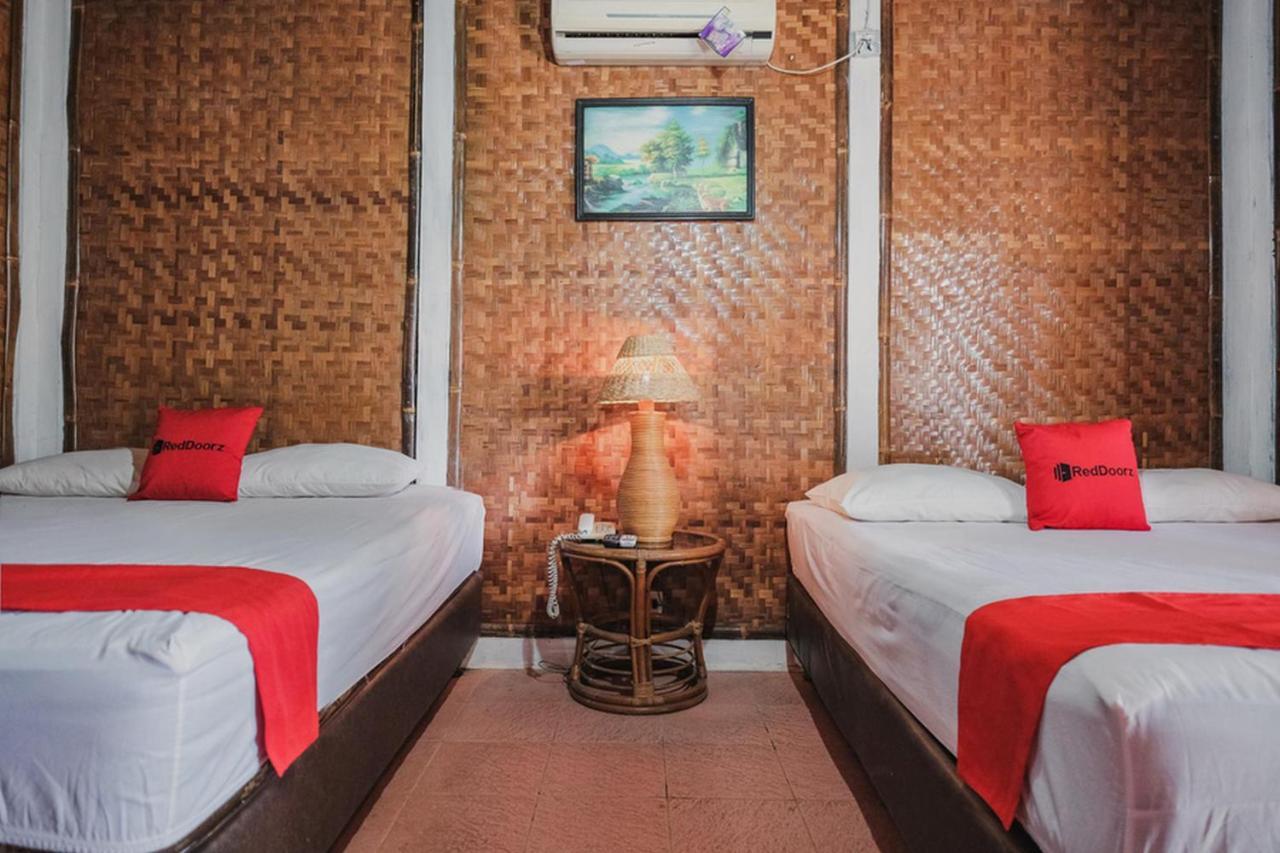 Reddoorz Near Pantai Florida Anyer Ξενοδοχείο Serang Εξωτερικό φωτογραφία