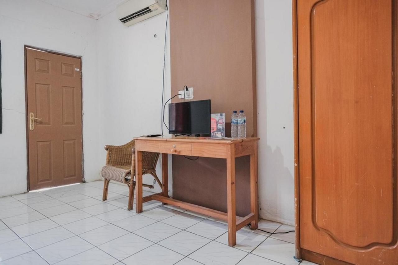 Reddoorz Near Pantai Florida Anyer Ξενοδοχείο Serang Εξωτερικό φωτογραφία