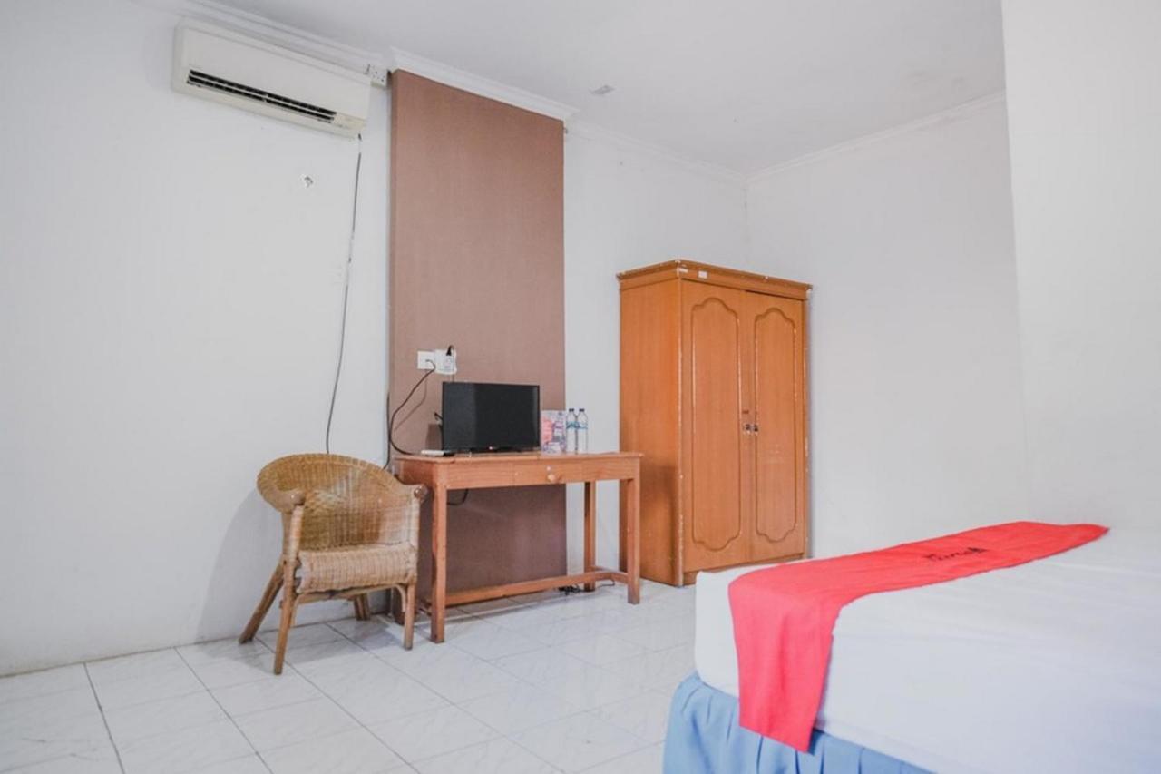 Reddoorz Near Pantai Florida Anyer Ξενοδοχείο Serang Εξωτερικό φωτογραφία